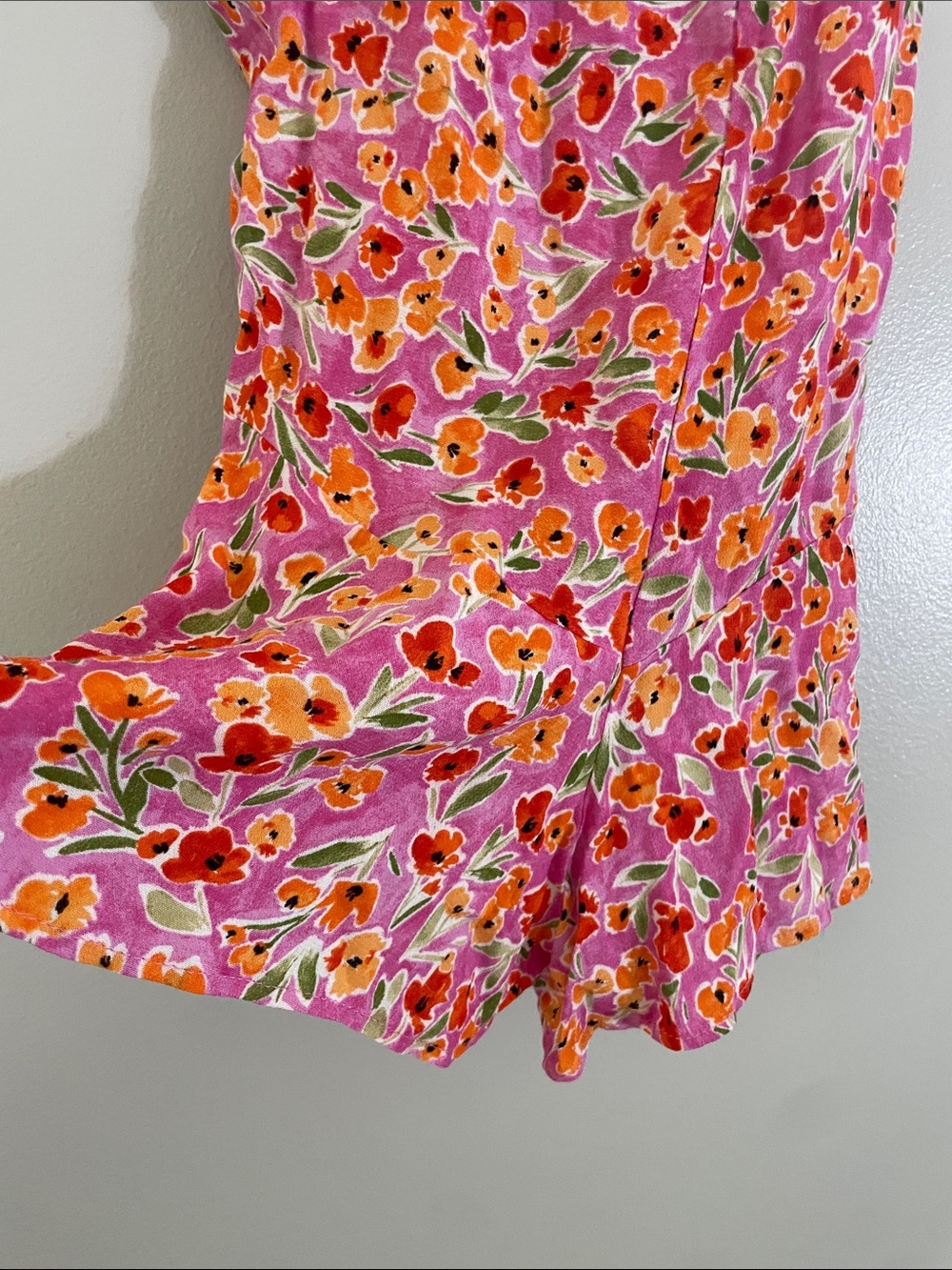 Pull&Bear Pink Floral Smocked Back Adjustable Strap Cami Romper Size M - Picture 5 of 16